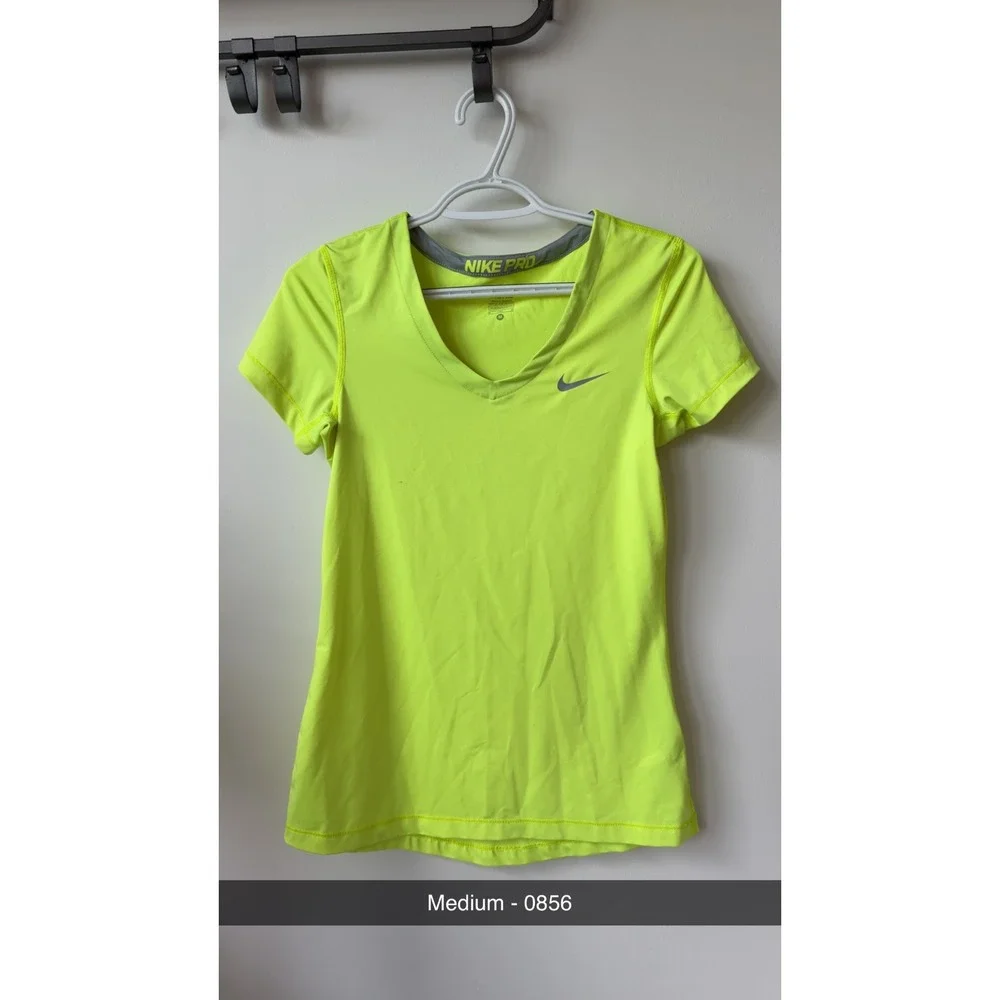 Nike Pro Womens V Neck Short Sleeve Training Shirt Neon Yellow Volt Medium 0856